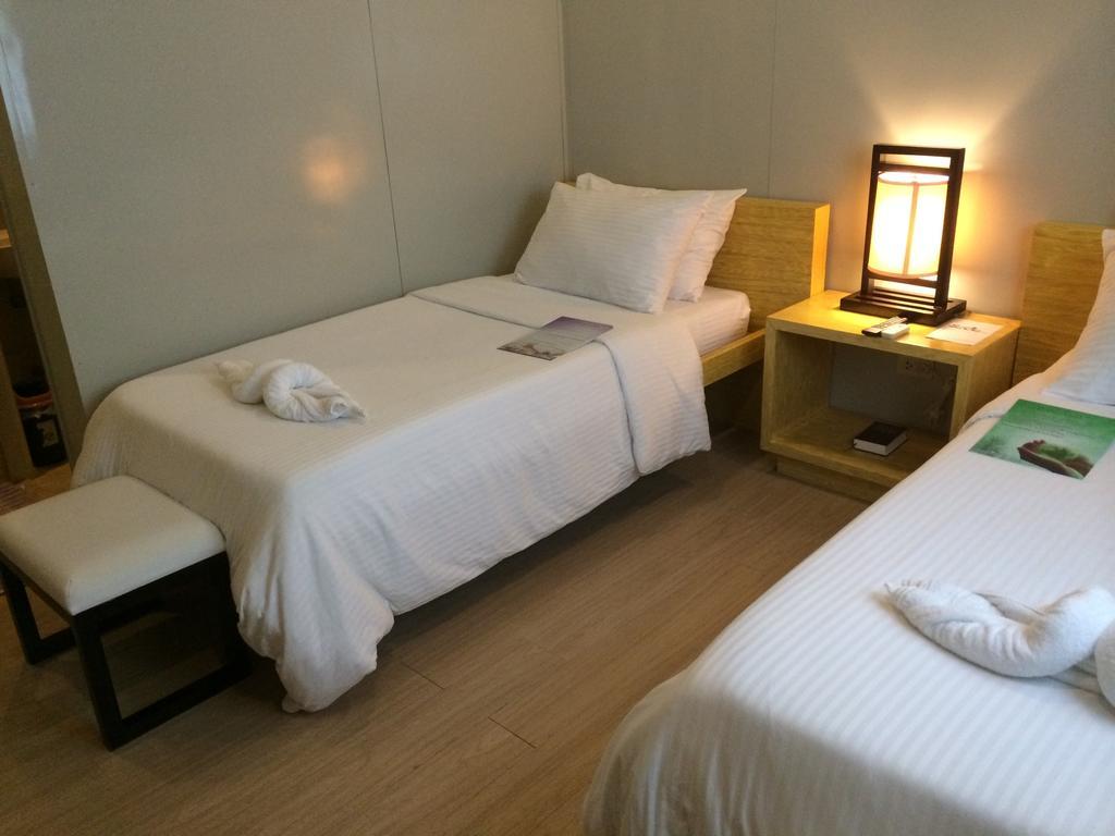 Shore Time Hotel - Annex Balabag  Ngoại thất bức ảnh