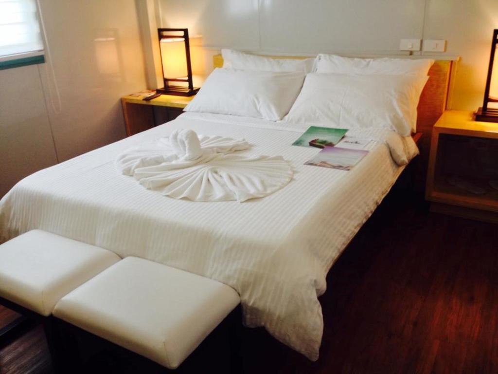 Shore Time Hotel - Annex Balabag  Ngoại thất bức ảnh
