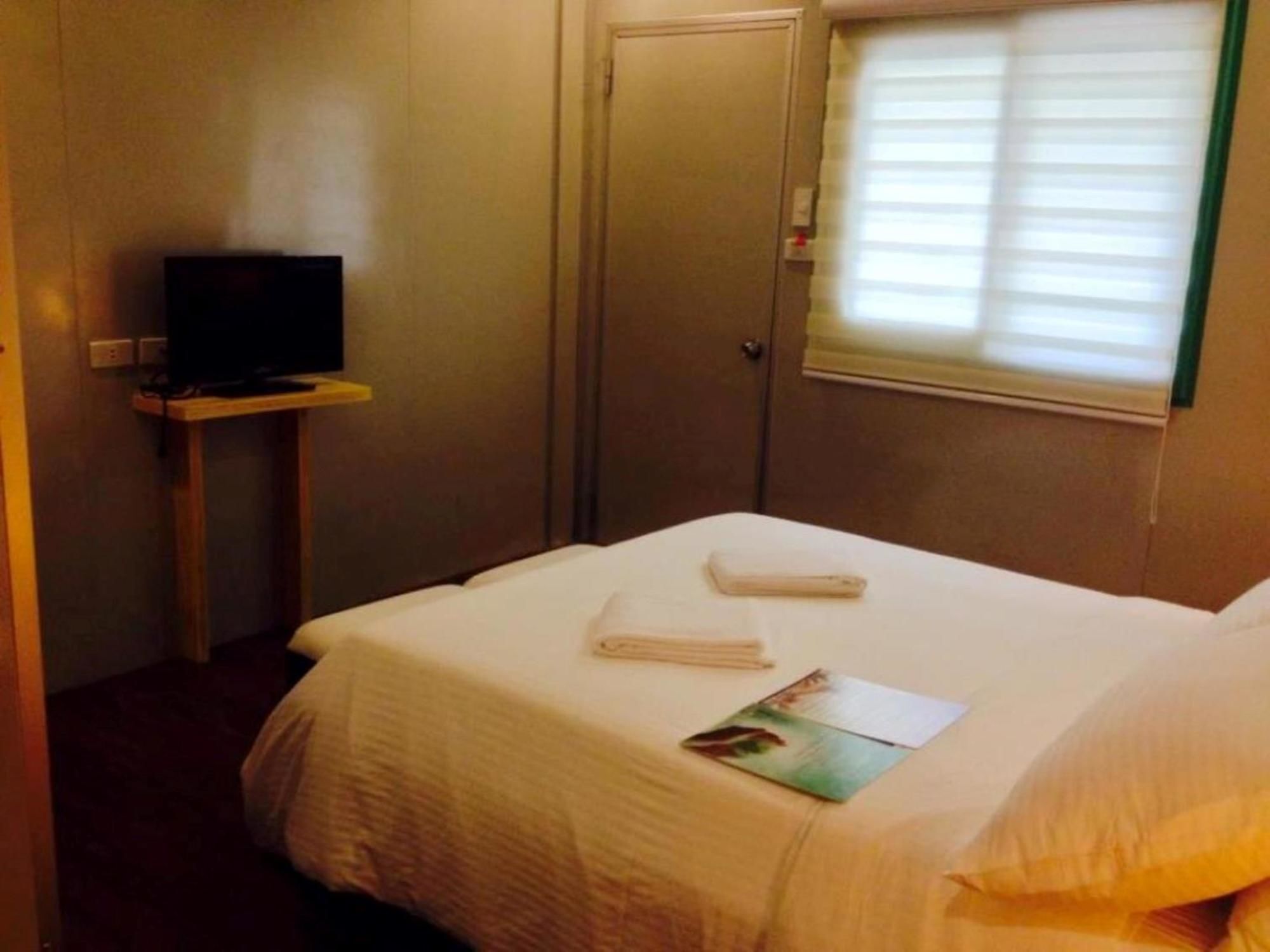 Shore Time Hotel - Annex Balabag  Ngoại thất bức ảnh